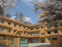 帝京学園短期大学2号館