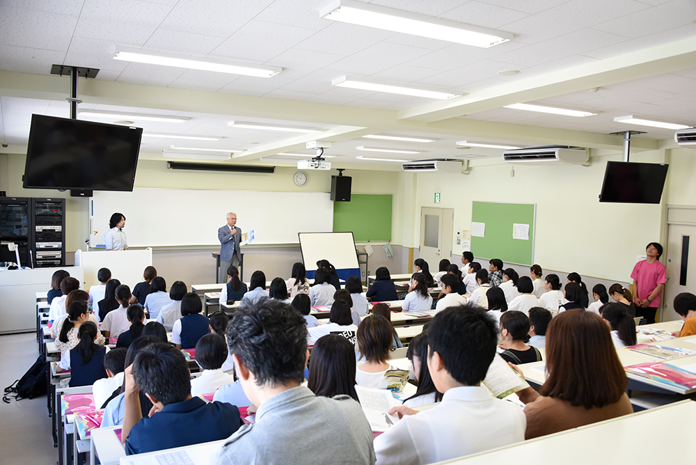 大学 帝京 短期 帝京大学短期大学の学部別に授業料や入試情報、取れる資格まとめ